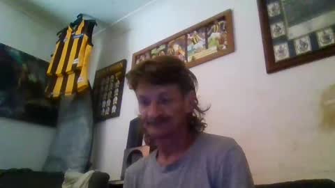 Snapshot of niceozziecockxxx chatting on January 2025 08:30:01 AM Sexiishaine online show from January 2025 08:30:01 AM