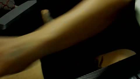 Snapshot of nicepussyandcock chatting on September 2025 02:00:02 AM Camila And Steeven online show from September 2025 02:00:02 AM