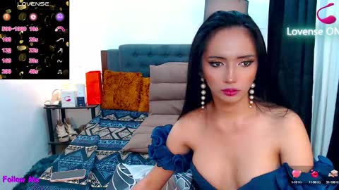 Olivia online show from December 2024 07:17:01 AM