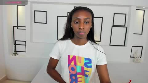 Nichol Scully online show from December 2024 07:40:02 PM