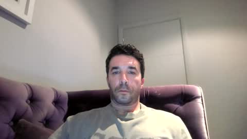 Snapshot of niciboi chatting on December 2024 08:58:02 PM James online show from December 2024 08:58:02 PM
