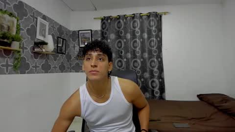 nick_nova online show from November 2025 12:19:02 PM