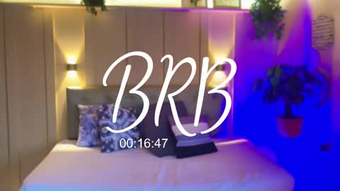 Your baby Nicol  online show from October 2025 01:22:01 PM