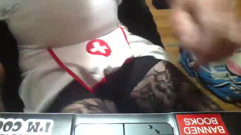 nickibabe1980 online show from October 2025 10:39:01 PM