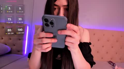 Nickie online show from December 2024 04:53:02 AM