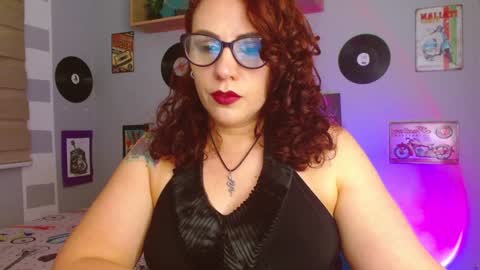 lucy online show from February 2025 01:04:01 AM