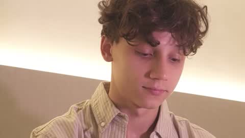 Snapshot of nicky_neal chatting on October 2025 12:22:02 AM Nicky Neal online show from October 2025 12:22:02 AM