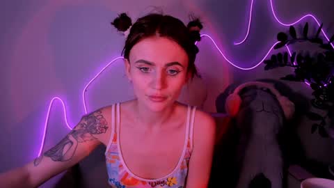 Nicky Weekends online show from December 2024 09:39:02 PM