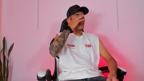 Nicky  online show from September 2025 04:11:01 PM