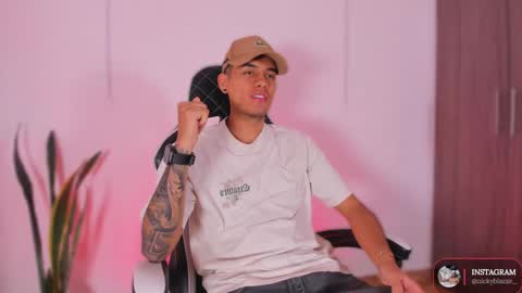 Nicky  online show from October 2025 12:37:02 PM