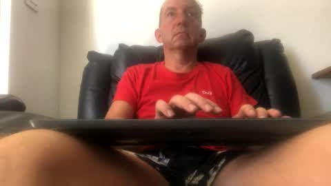 Nico online show from October 2025 01:31:02 PM