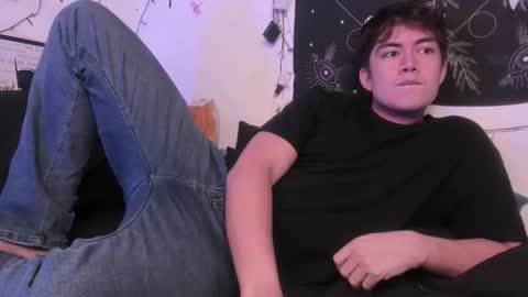 Nicols online show from October 2025 03:21:02 AM