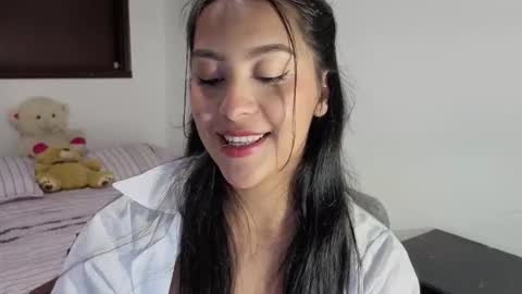 nicol_banner online show from November 2025 06:15:01 AM