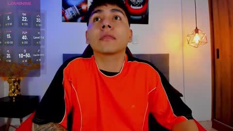 nicolas_james_sc online show from October 2025 01:09:02 PM