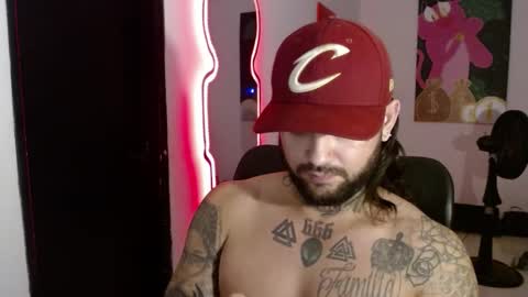 nicolas online show from December 2024 03:00:02 AM