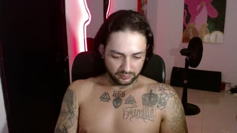 nicolas online show from January 2025 01:59:02 AM