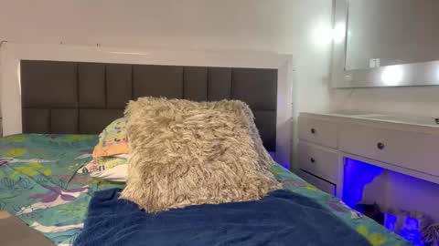 Snapshot of nicolaskan chatting on October 2025 02:05:01 PM Nicolas online show from October 2025 02:05:01 PM