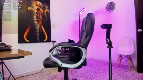 Nicolas Fellener online show from October 2025 04:54:01 AM