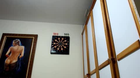 Nicolay online show from October 2025 07:31:01 PM