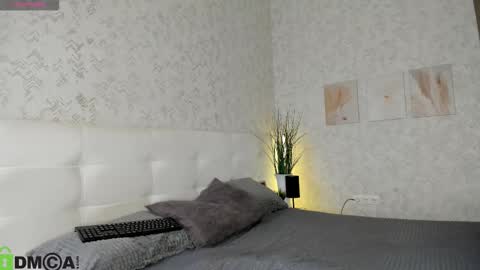 Snapshot of nicole_charm chatting on October 2025 08:05:02 PM GMT7TueWedThSu 0300am-0900am. Sa 1000am-0400pm online show from October 2025 08:05:02 PM