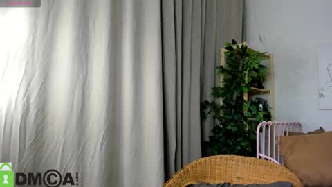 Snapshot of nicole_charm chatting on October 2025 08:08:02 PM GMT7TueWedThSu 0300am-0900am. Sa 1000am-0400pm online show from October 2025 08:08:02 PM