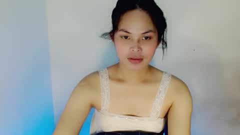 nicole_kiss01 online show from December 2024 01:32:01 PM