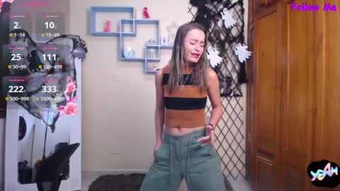 Snapshot of nicole_santana_ chatting on October 2025 10:39:02 PM Nicole Santana online show from October 2025 10:39:02 PM