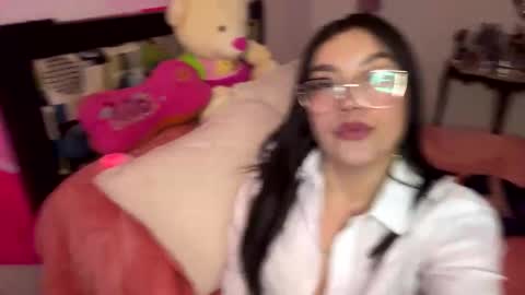 Snapshot of nicole_wc chatting on October 2025 04:45:02 AM Nicole online show from October 2025 04:45:02 AM