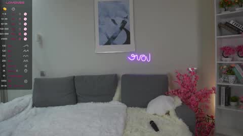 Snapshot of nicoledurham chatting on November 2025 03:25:01 PM Kimmy online show from November 2025 03:25:01 PM