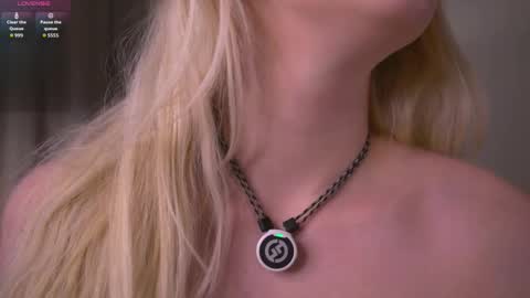 Snapshot of nicoledurham chatting on November 2025 03:15:01 AM Kimmy online show from November 2025 03:15:01 AM