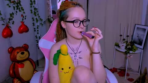 Nicole online show from February 2025 09:54:01 PM