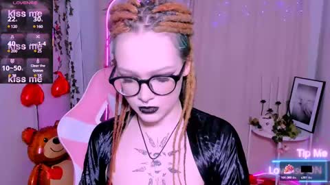 Nicole online show from February 2025 09:17:01 PM
