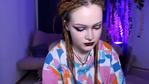 Nicole online show from March 2025 09:05:02 AM