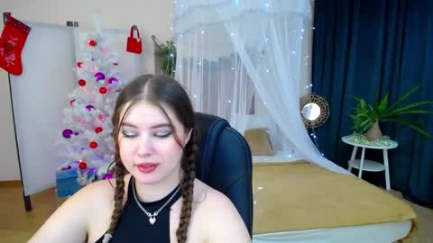 nicolefoxery online show from December 2024 10:16:02 PM