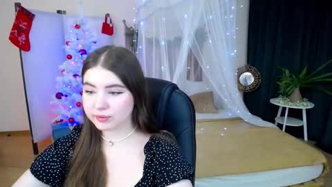 nicolefoxery online show from December 2024 03:19:01 AM