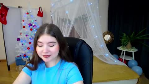 nicolefoxery online show from December 2024 08:11:01 PM