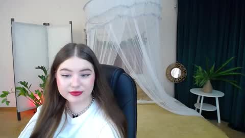 nicolefoxery online show from January 2025 06:23:01 PM