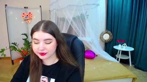 nicolefoxery online show from February 2025 06:48:01 PM