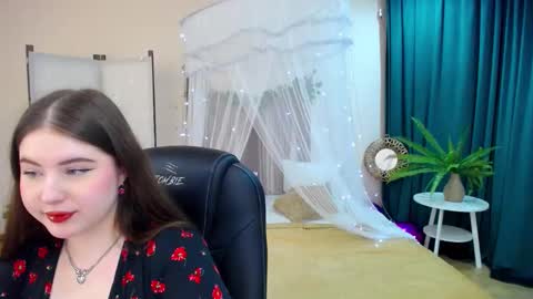 nicolefoxery online show from March 2025 10:56:01 PM