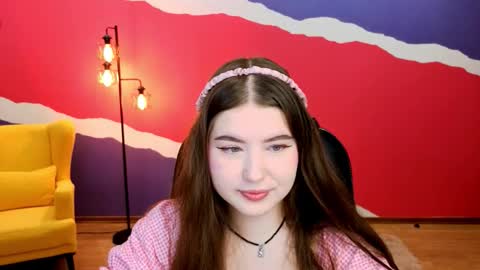 nicolefoxery online show from September 2025 06:18:01 PM