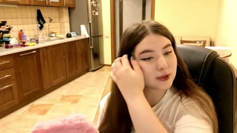 nicolefoxery online show from September 2025 03:32:02 AM
