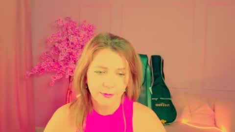 Snapshot of nicolehits chatting on November 2025 09:18:02 AM nicolehits online show from November 2025 09:18:02 AM