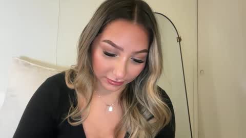 Snapshot of nicolelovesyou444 chatting on September 2025 11:21:02 AM nicolelovesyou444 online show from September 2025 11:21:02 AM