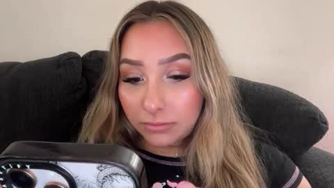 Snapshot of nicolelovesyou444 chatting on October 2025 01:53:02 AM nicolelovesyou444 online show from October 2025 01:53:02 AM