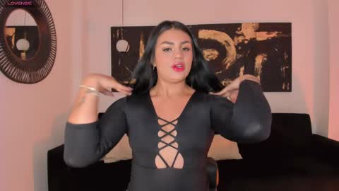 Nicole Sanz online show from February 2025 03:29:01 PM