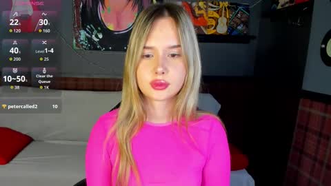 Snapshot of nicoletacooper chatting on December 2025 01:47:01 AM Nicoletta online show from December 2025 01:47:01 AM