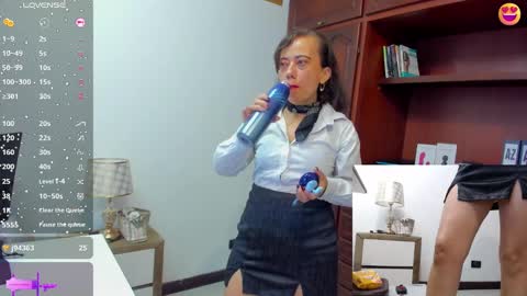Nicolett Ryan  online show from January 2025 06:10:01 PM