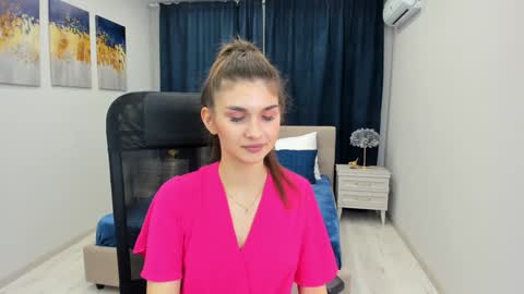nicolewerti online show from January 2025 11:45:02 AM