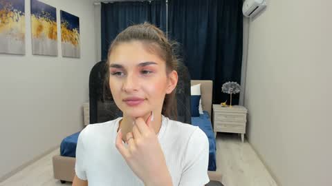 nicolewerti online show from January 2025 02:47:01 PM