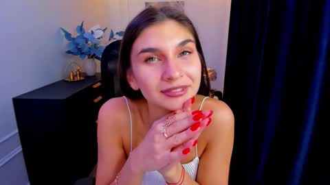 nicolewerti online show from September 2025 04:45:01 AM